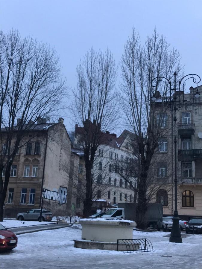 Львів Центр Міста Apartment In The Center Of Lviv Поруч Громадська Парковка Exterior photo