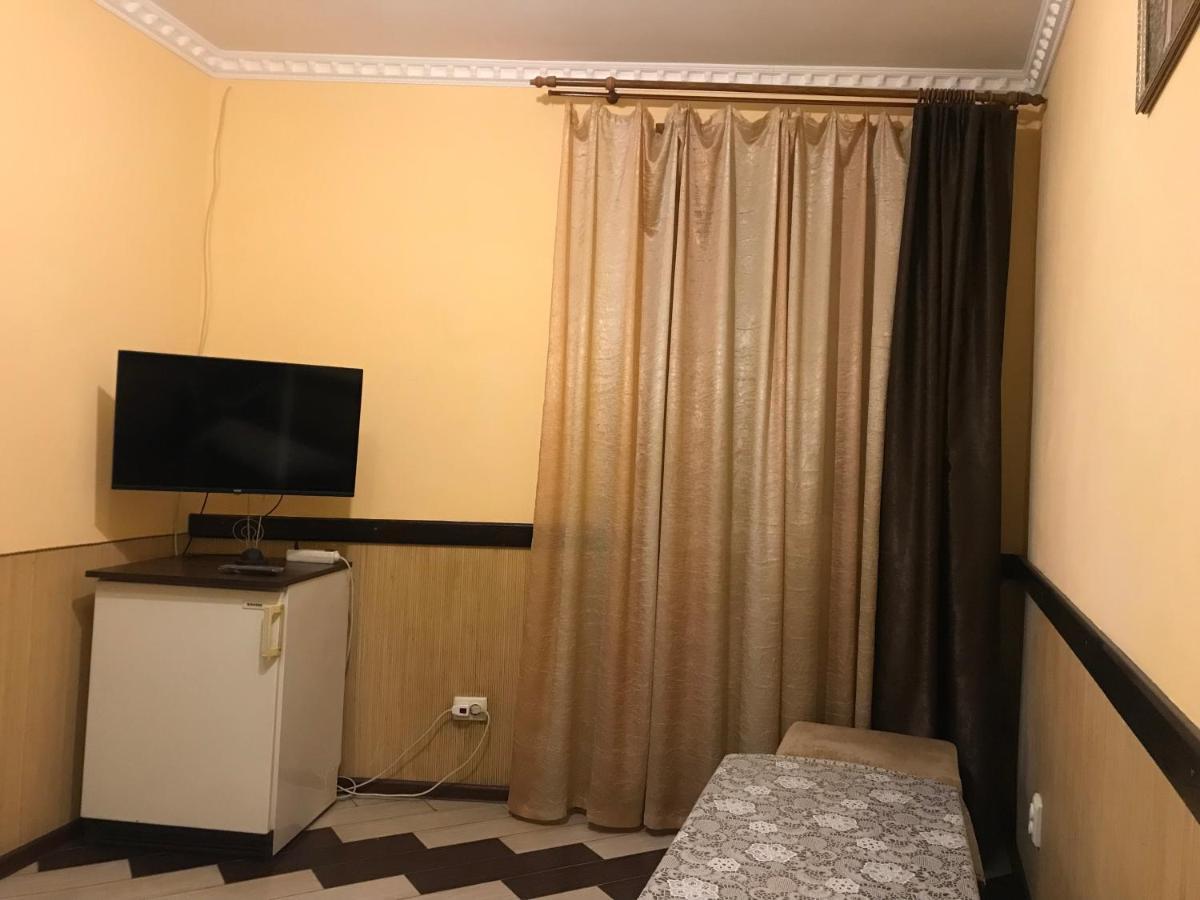 Львів Центр Міста Apartment In The Center Of Lviv Поруч Громадська Парковка Exterior photo